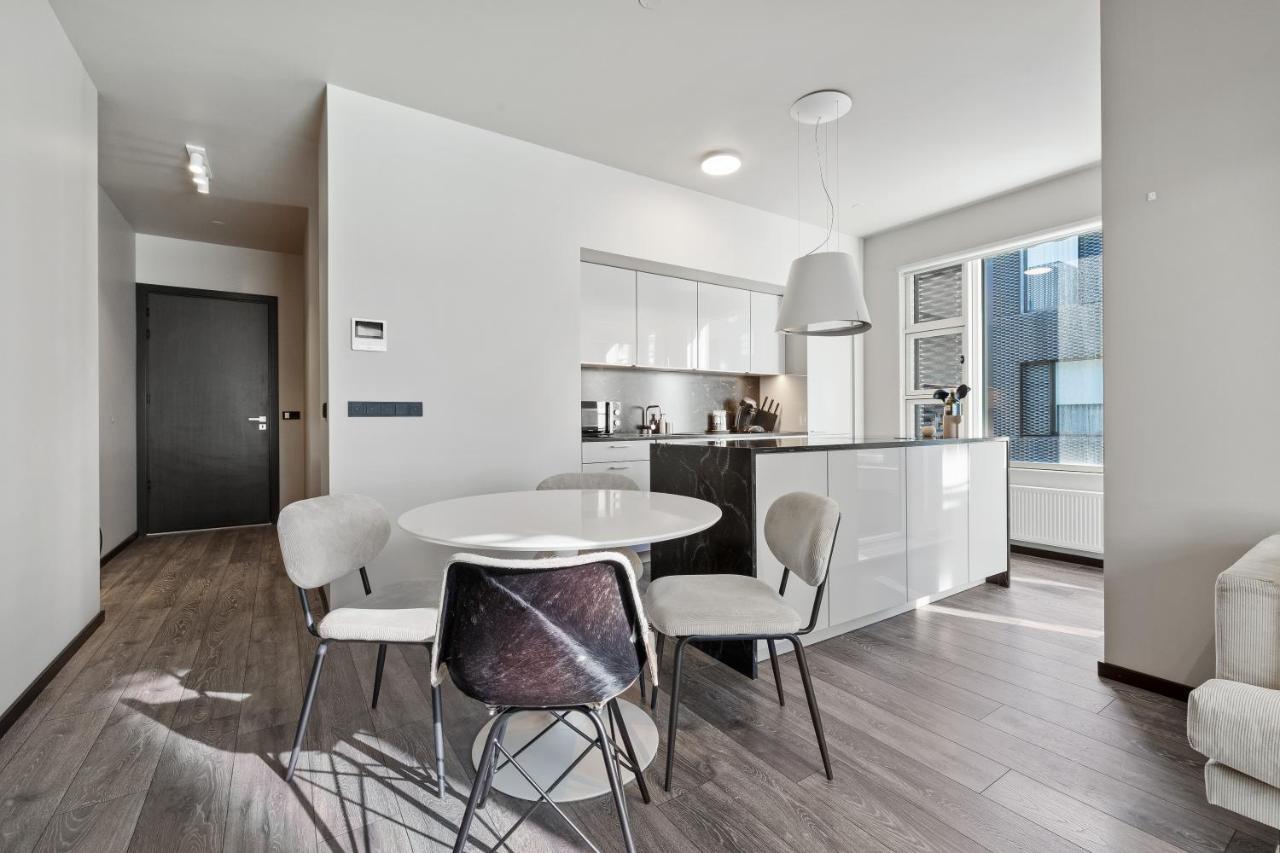 Cozy Lux 2Br & 2Ba City Center With Free Parking Reykjavik Ngoại thất bức ảnh